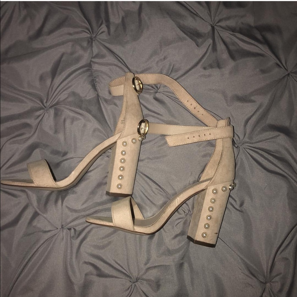 Tan heels